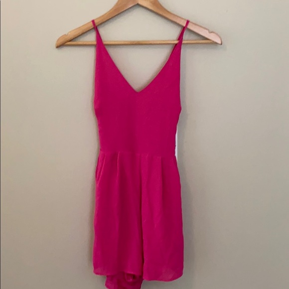 Pink romper - Picture 2 of 2